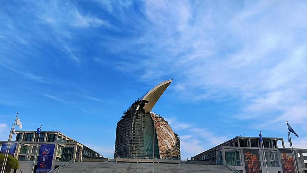 Holiday Inn Shanghai Dishui Lake By Ihg 輝南 エクステリア 写真